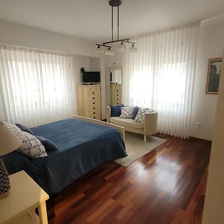 Grupo Gontad Rompeolas Laxe